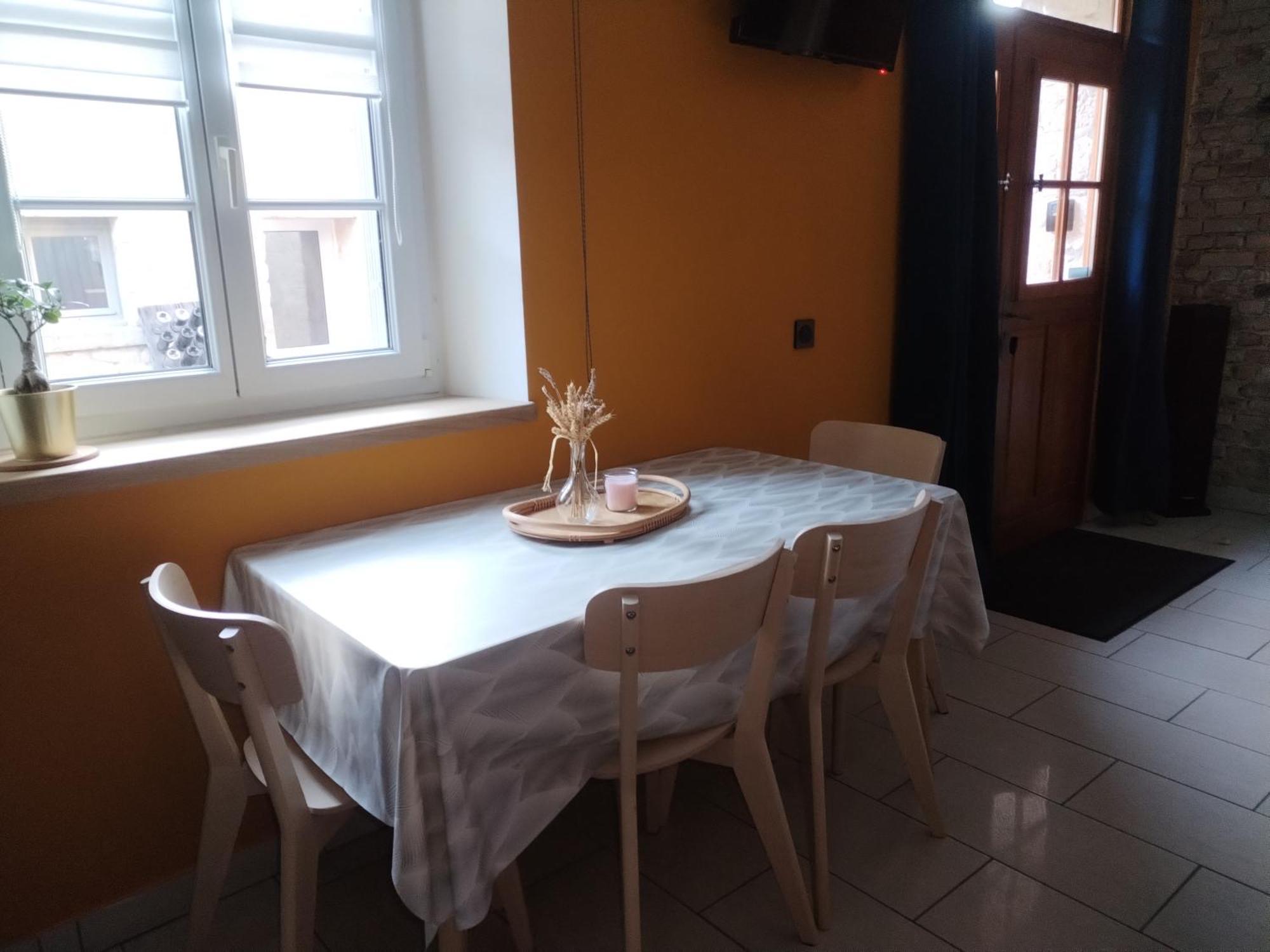 Hedoniste 1 Holiday home Herpy-l'Arlesienne